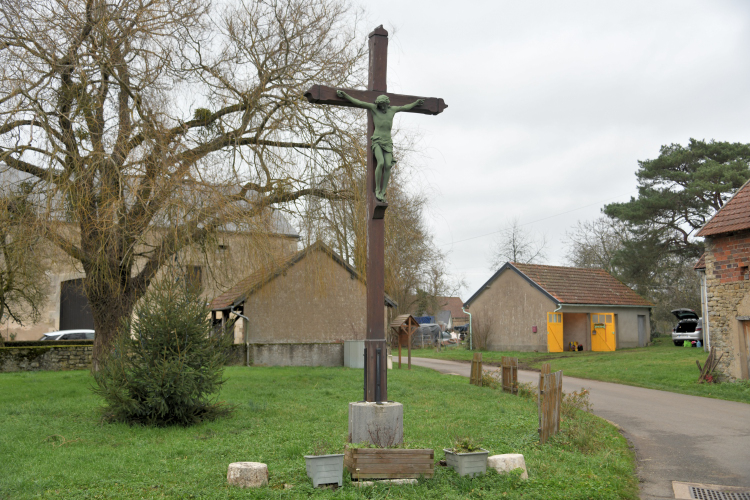 Le crucifix de Sauvigny