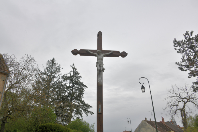 Le Crucifix de Dirol un beau patrimoine