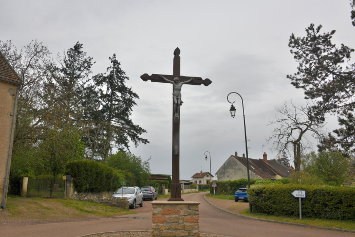 Le Crucifix de Dirol un beau patrimoine