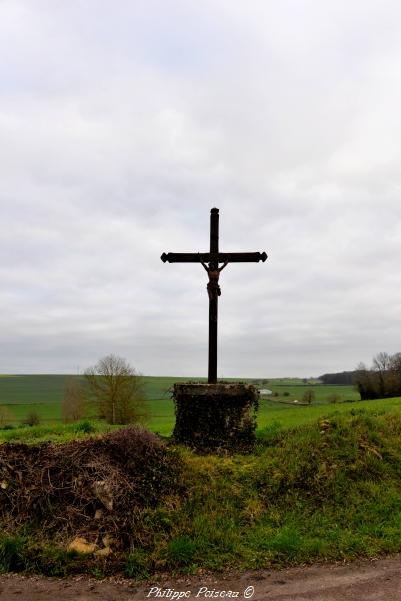 Crucifix de Druy-Parigny un beau aptrimoine
