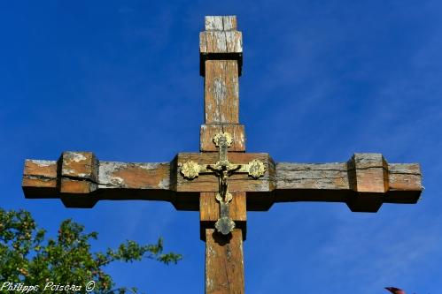 Crucifix de Glux en Glenne Nièvre Passion