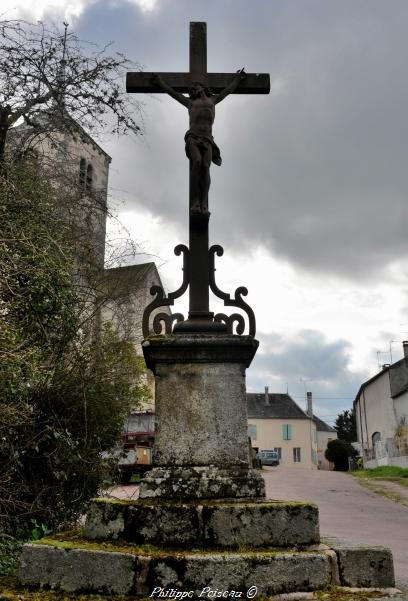 Crucifix de Marigny l'église