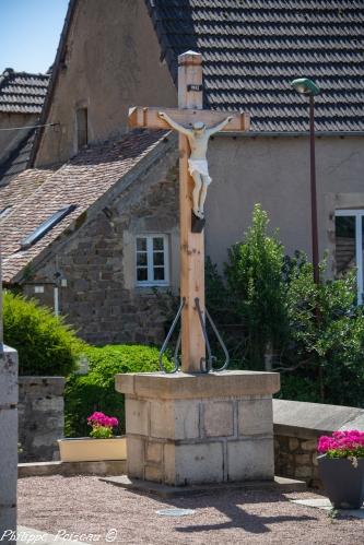 Crucifix de Montreuillon Nièvre Passion