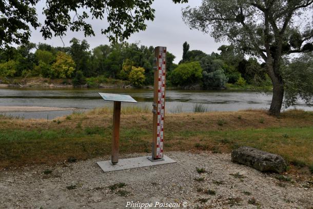 Les crues de la Loire à "La Marche"
