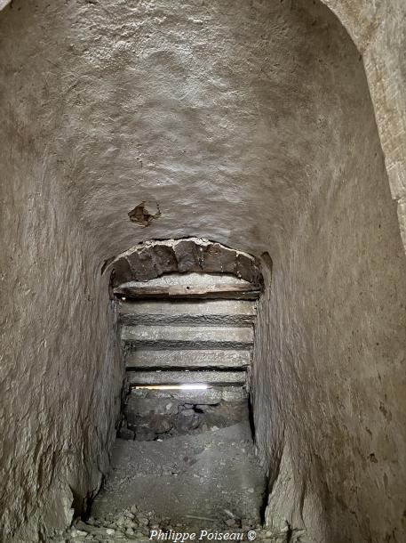 La Crypte de Saint-Pierre du Mont un beau patrimoine