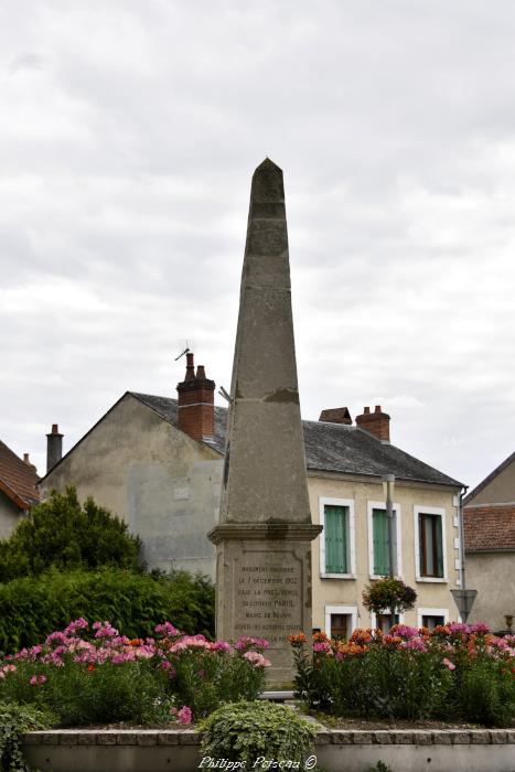 Stèle du 1851 à Neuvy-sur-Loire