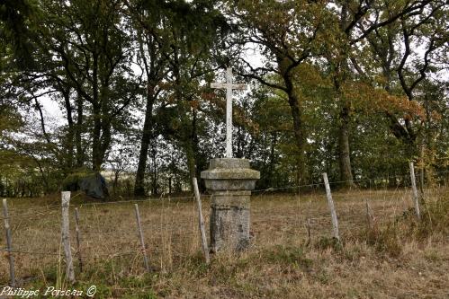 La croix Guérin un remarquable patrimoine d’Ouroux en Morvan