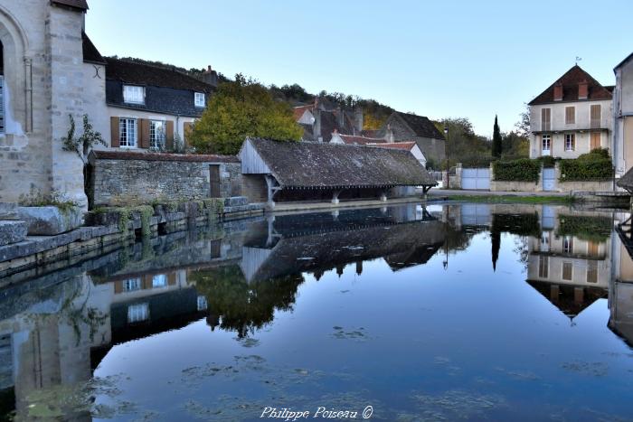 Le Lavoir de Varzy – Sainte-Eugénie un beau patrimoine