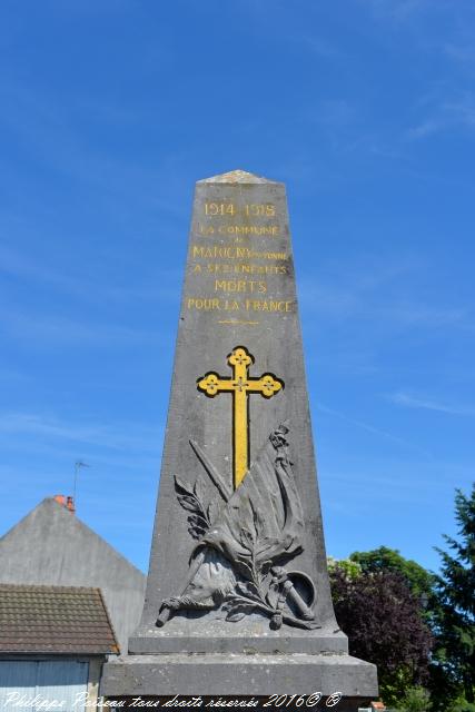 Monument aux Morts Marigny-sur-Yonne
