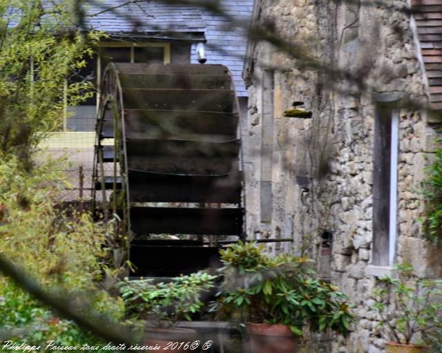 Le moulin du plan d'eau de Prémery