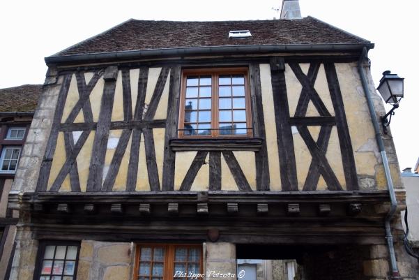 Maison rue de la tour de Clamecy