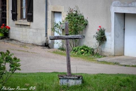 Croix du Bourg des Moulins Nièvre Passion