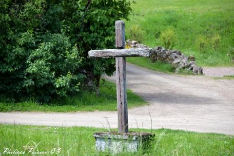 Croix du Bourg des Moulins Nièvre Passion