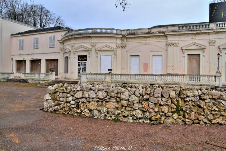 Station Thermale de Pougues-les-Eaux un beau patrimoine