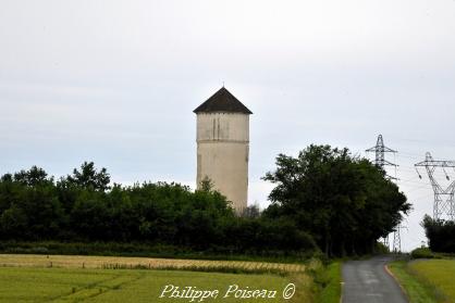 Le château d'eau de Saint-Eloi