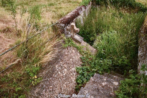 La fontaine sacrée de Saint-Gengoult