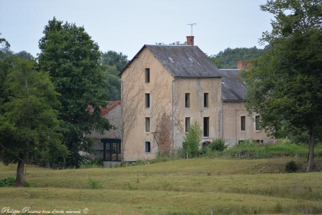 Le moulin de Villaine la Prusse