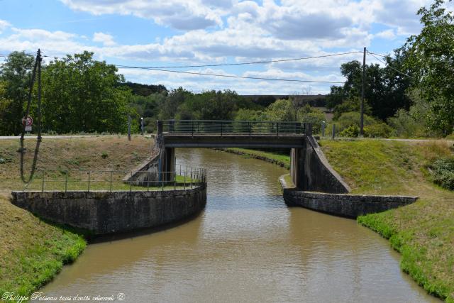 Les cinq ponts de Mingot Nièvre Passion