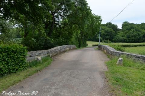 Pont du village de Rix