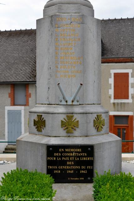 Monument aux morts de Chiddes Nièvre Passion