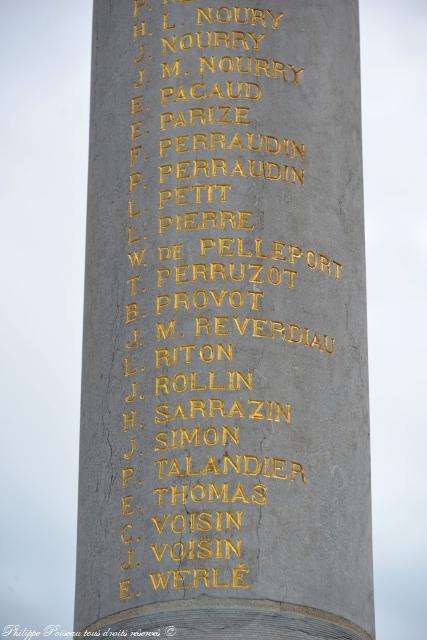 Monument aux morts de Chiddes