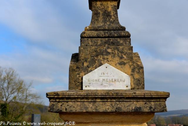 Monument aux morts Petit Sichamps