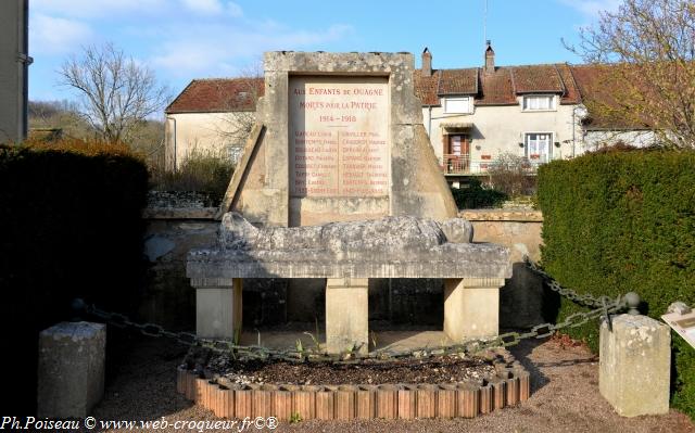 Monument aux Morts de Ouagne un hommage