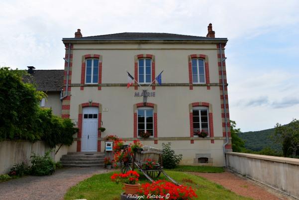 Mairie de Larochemillay Nièvre Passion