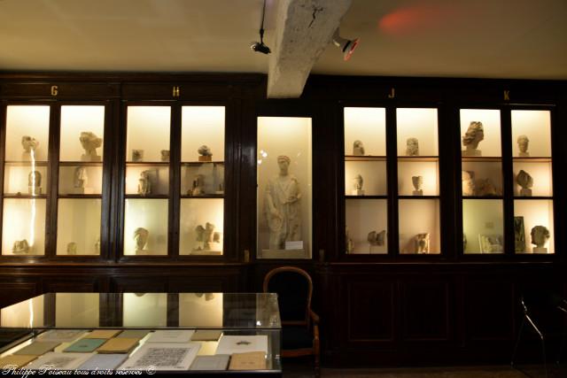 Musée de la porte du Croux de Nevers Nièvre Passion