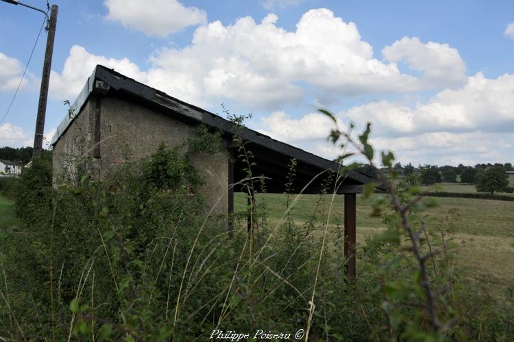 Lavoir du haut de Corbigny