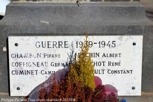 Monument aux Morts de Mhère