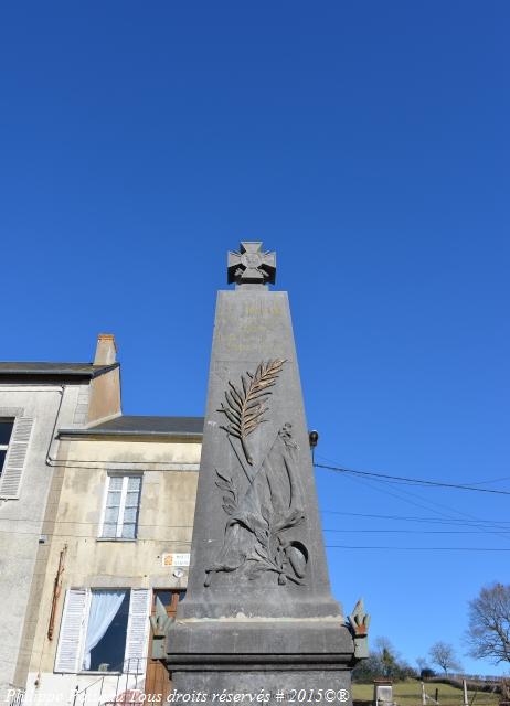 Monument aux Morts de Mhère