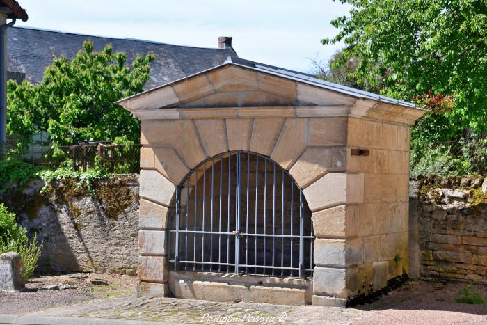 La Fontaine Sacrée de Saint-Révérien un beau patrimoine