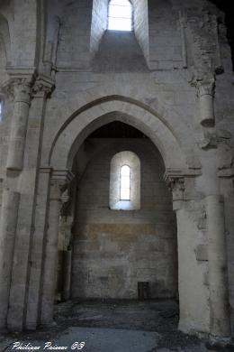 Intérieur de l'Église Saint Genest