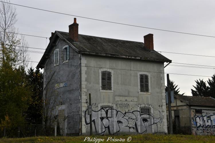 La gare de Myennes 