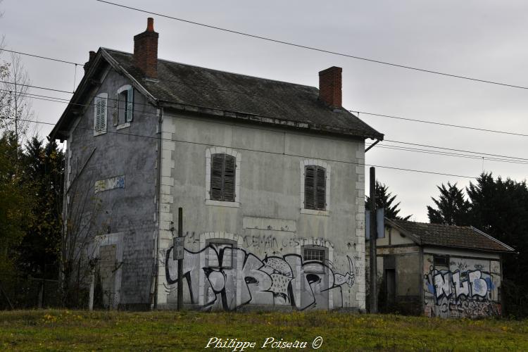 La gare de Myennes 