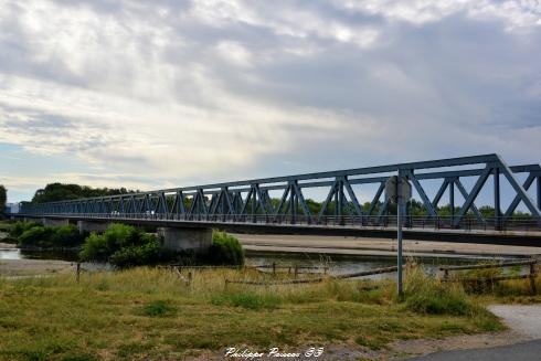 Pont de Fourchambault un remarquable pont de Loire