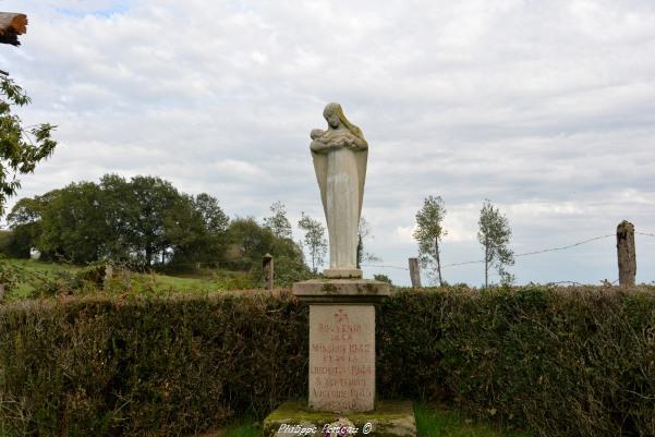 Calvaire de la Vierge à Foulquière