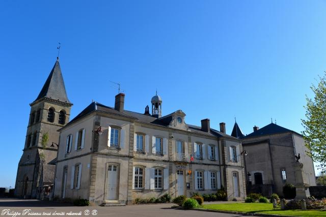 Monument aux morts de Saint Révérien