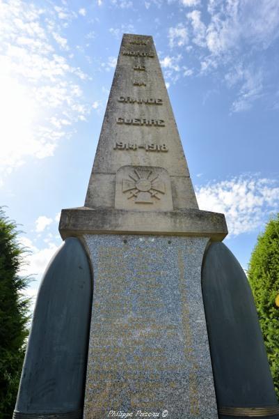 Monument aux morts de Metz le Comte
