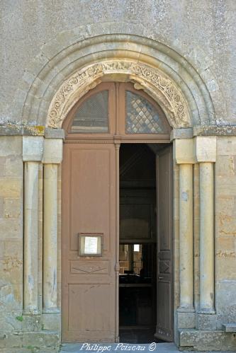 Portail de l' église de Saint-Révérien