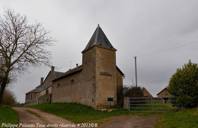 Pigeonnier Lieu Dit Beaumont Nièvre Passion