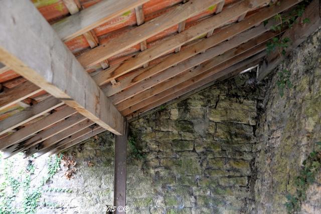 Petit lavoir de Chaulgnes