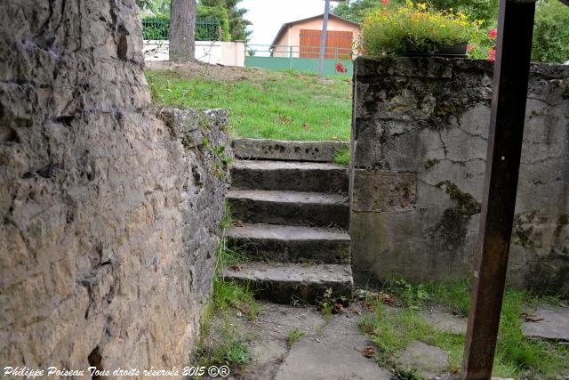 Petit lavoir de Chaulgnes