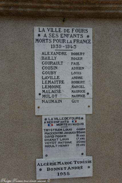 Monument aux morts de Fours