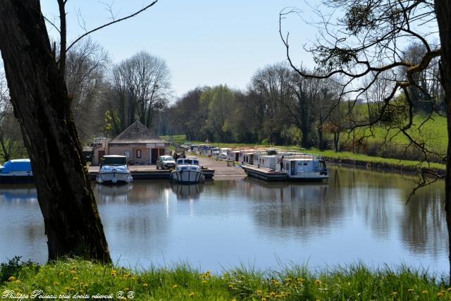 Port de Chitry Nièvre Passion