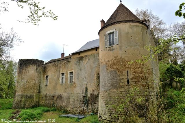 Château de « La Maison Fort » un remarquable château Fort
