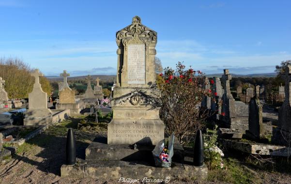 Monument aux morts de Corvol d'Embernard