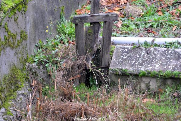 Lavoir du village de Bitry