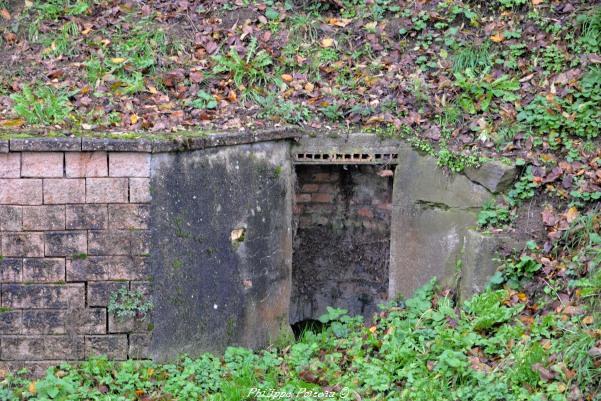 Lavoir du village de Bitry